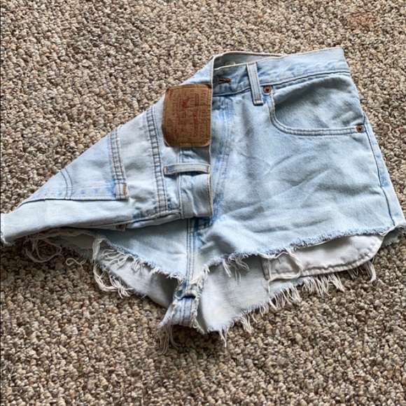 Levi shorts - Picture 1 of 1